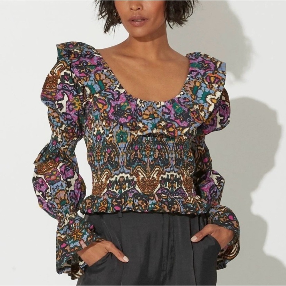 CLEOBELLA NWT Carmilla Mosaic Ikat Print
Blouse Size XS